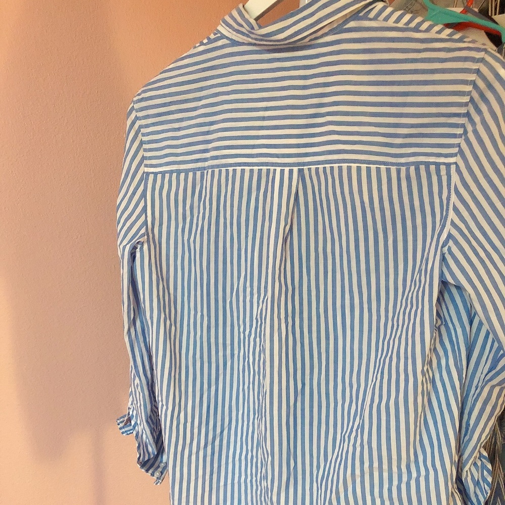 H&M button up shirt - Picture 2 of 2